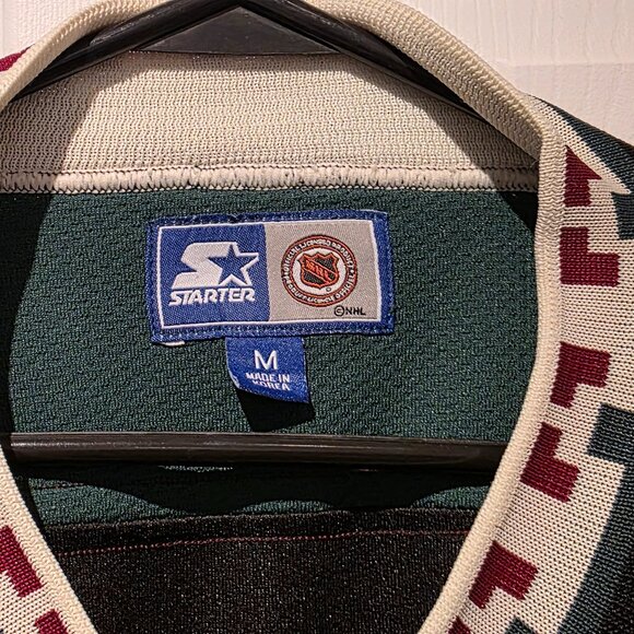 Original NHL Endorsed Starter Phoenix Coyote Jersey Men's Medium -Mint Condition - Picture 4 of 9